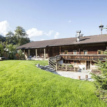 Bergchalet Rauchenhof * ريث ام الباختال